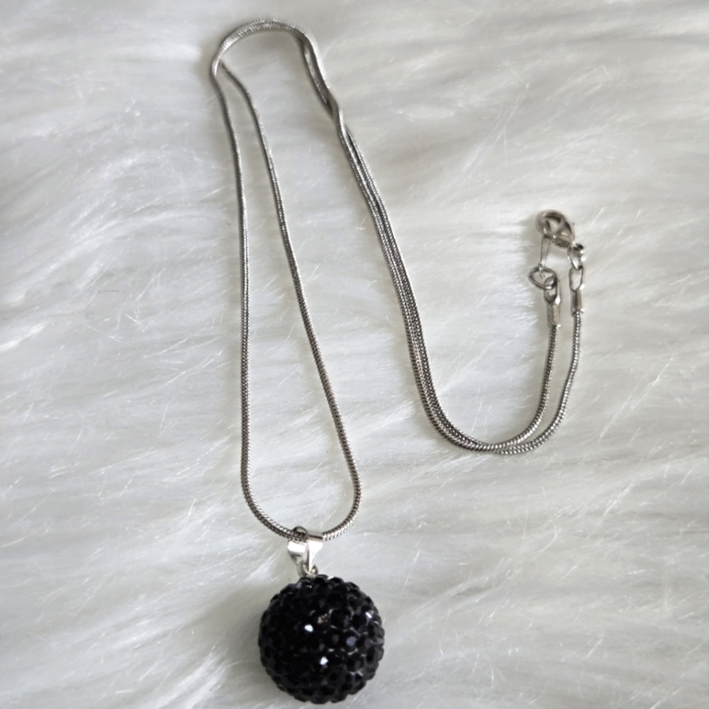 ⚫️ shamballa black necklace *new